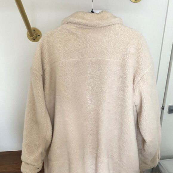 Levi's Sherpa Oversized Cream Color Jacket - XXL - Picture 6 of 13